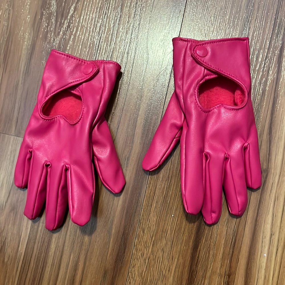 Girls warm gloves size 3T-4T